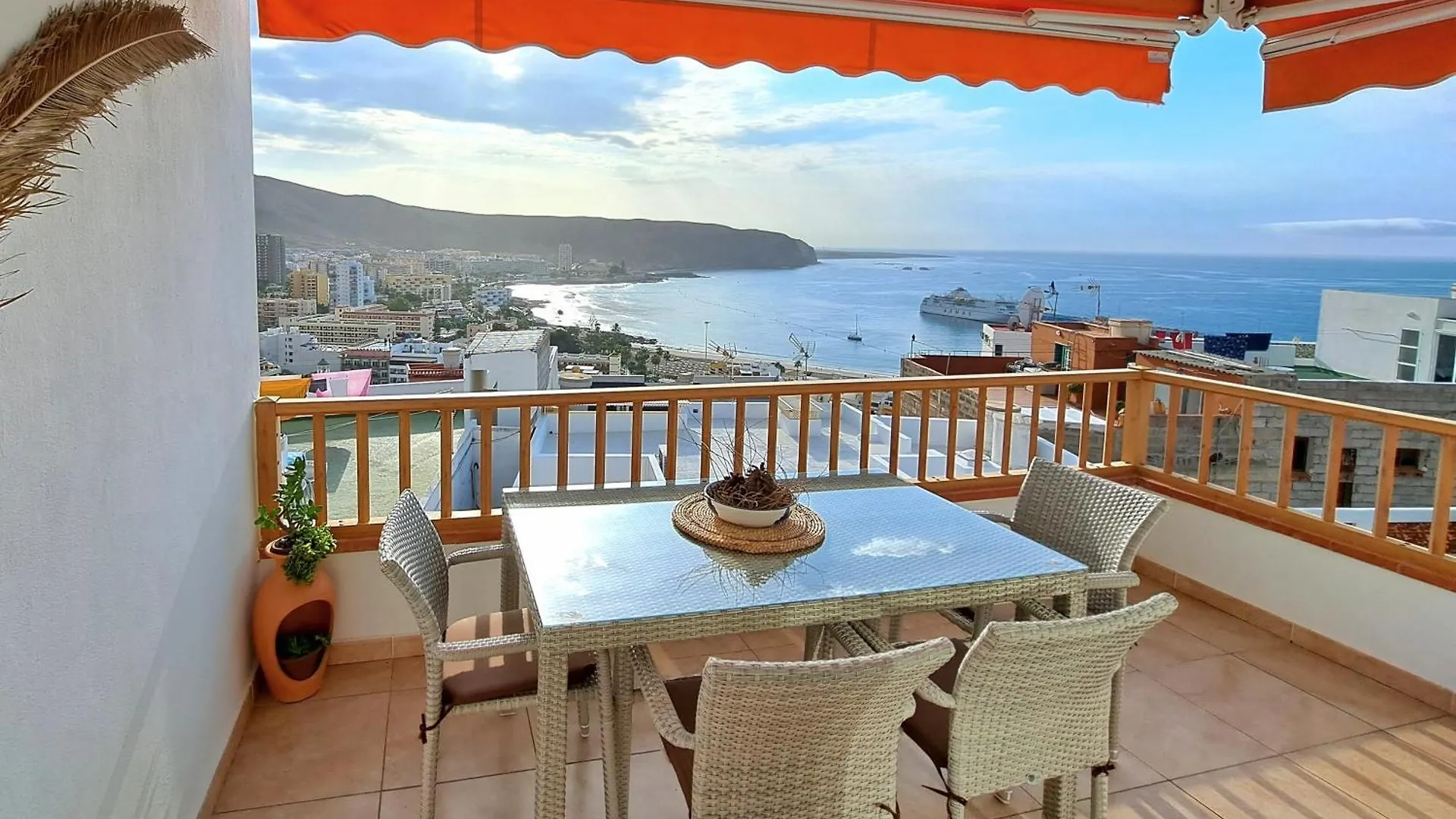 Apartment Cactus II Los Cristianos location